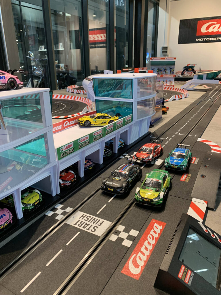Motorworld München Carrera Bahn