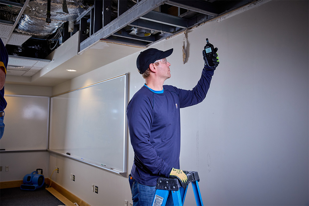 EM57_Restoration_Ladder_Ceiling