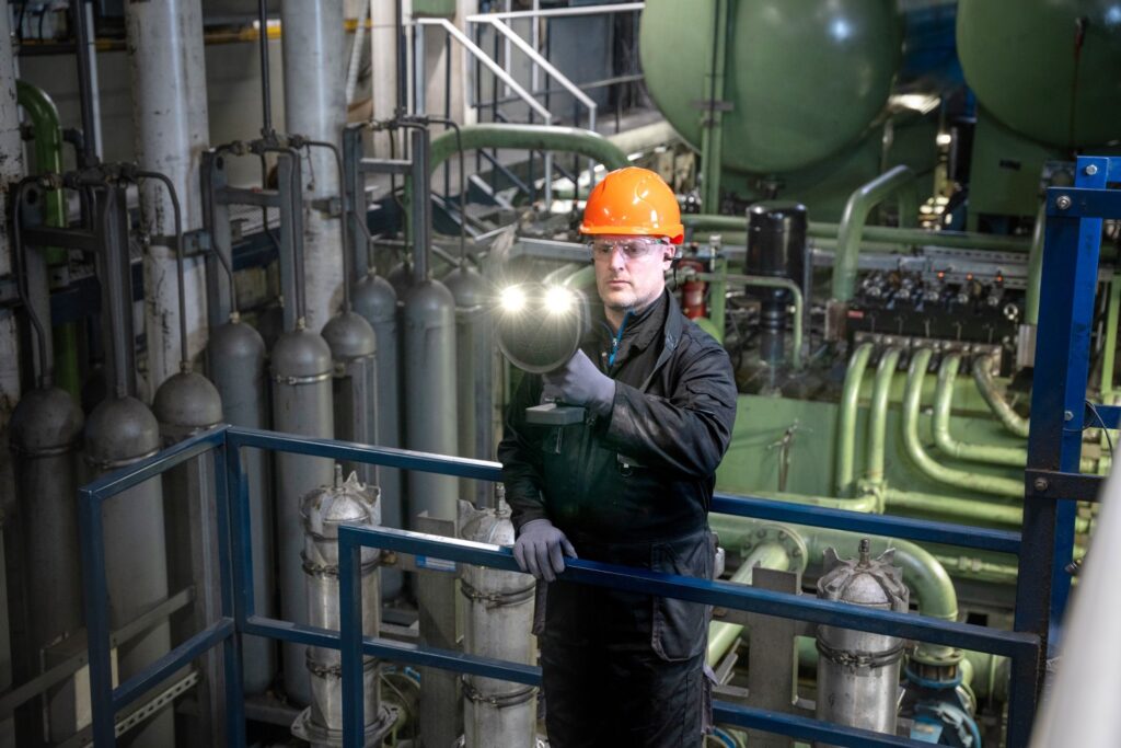 FLIR Si2-ld-manufacturing-plant-front-wide